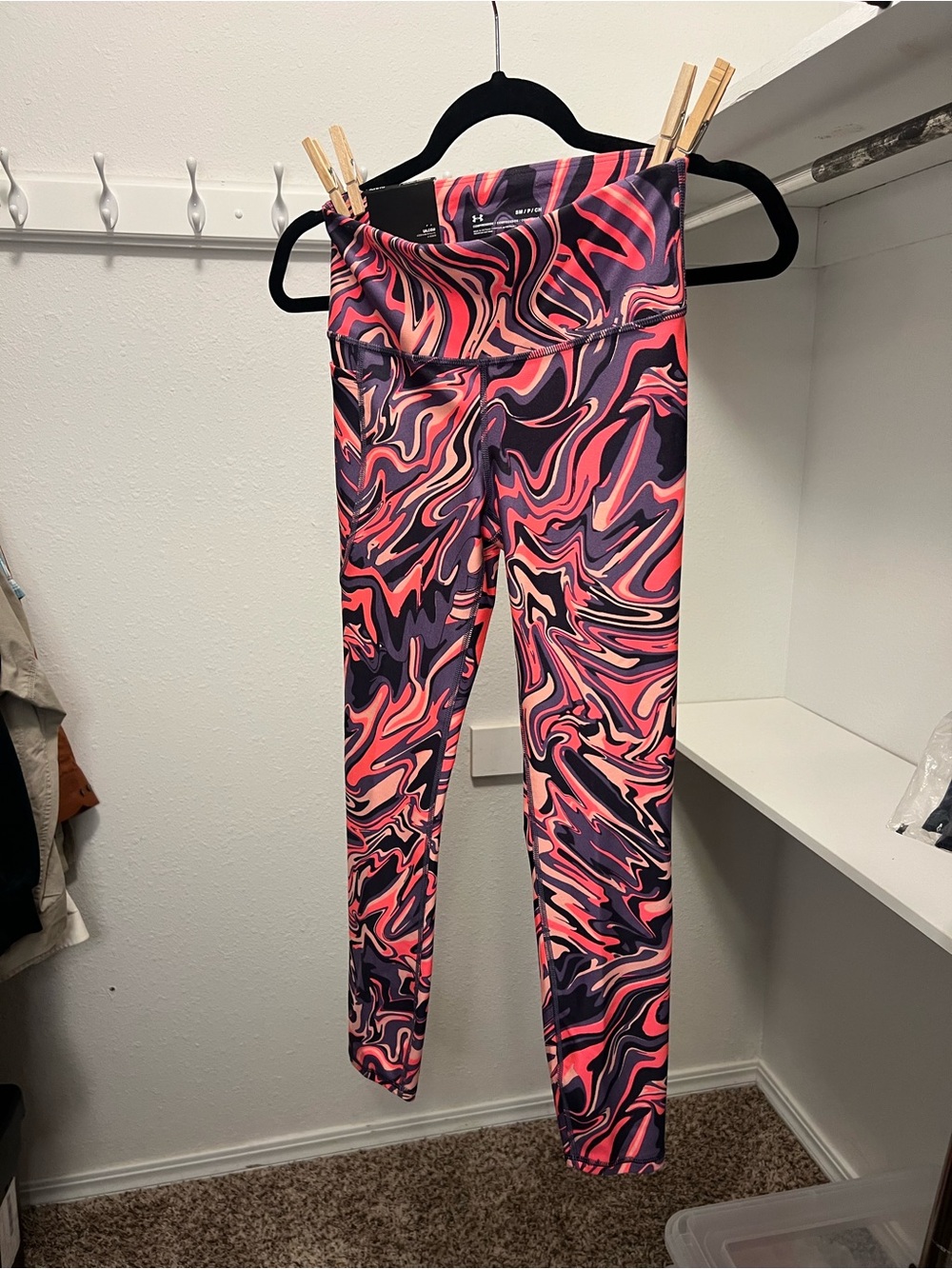 Under Armour Compression Leggings - Pink & Purple Swirl